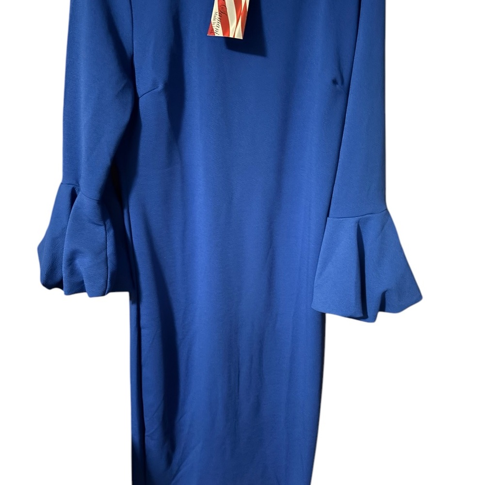 Elegant Blue Dress with Flared Sleeves